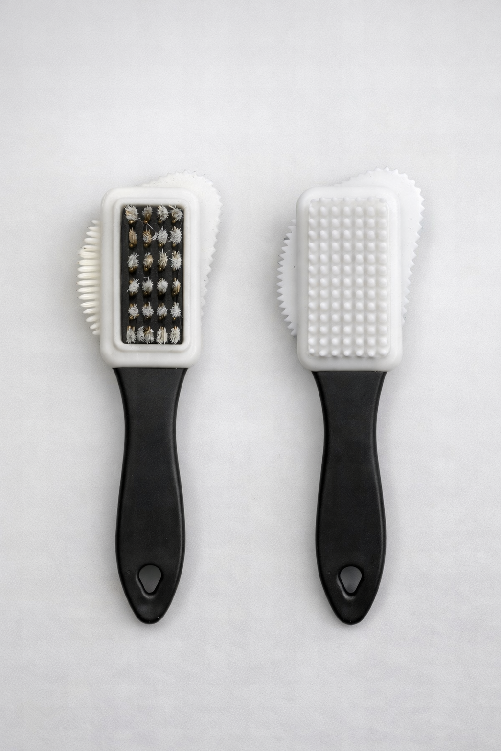 All-purpose sneaker brush with medium bristles